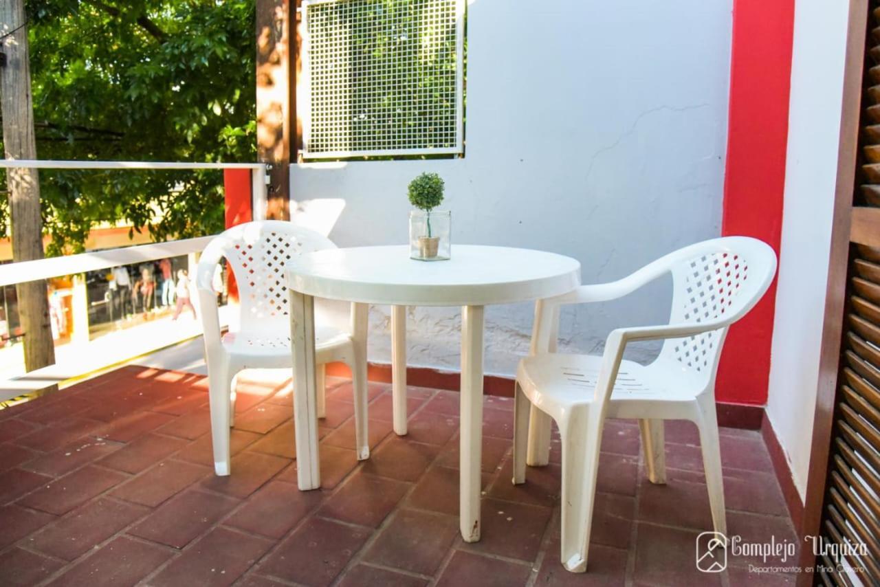 미나 클라베로 Complejo Urquiza Departamentos 아파트 외부 사진