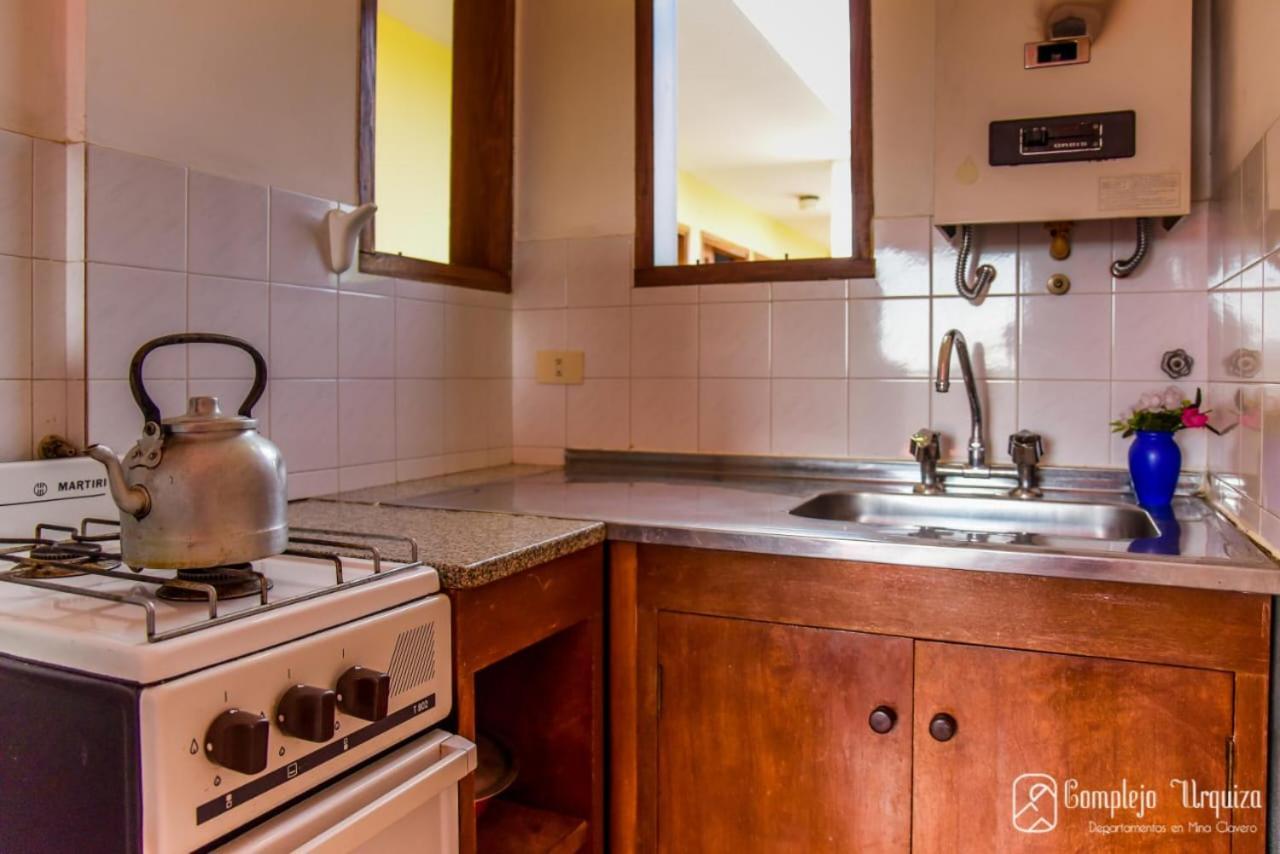 미나 클라베로 Complejo Urquiza Departamentos 아파트 외부 사진