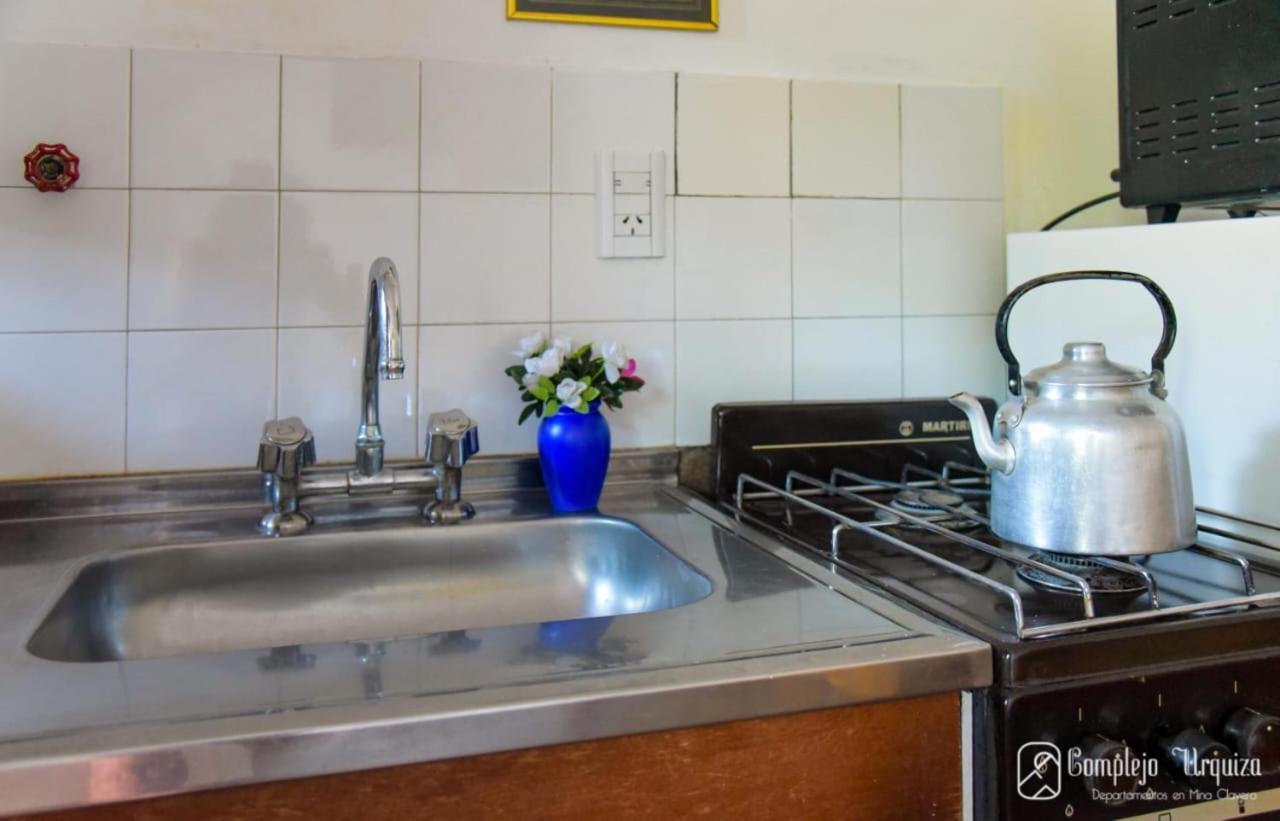 미나 클라베로 Complejo Urquiza Departamentos 아파트 외부 사진