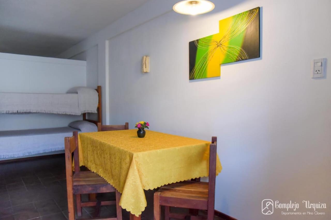 미나 클라베로 Complejo Urquiza Departamentos 아파트 외부 사진